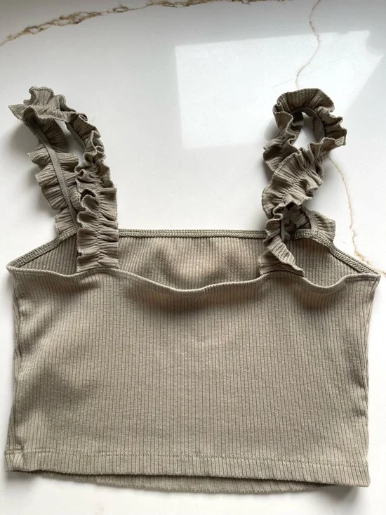 Aritzia Sunday Best firecracker tank Taupe small - Picture 3 of 4